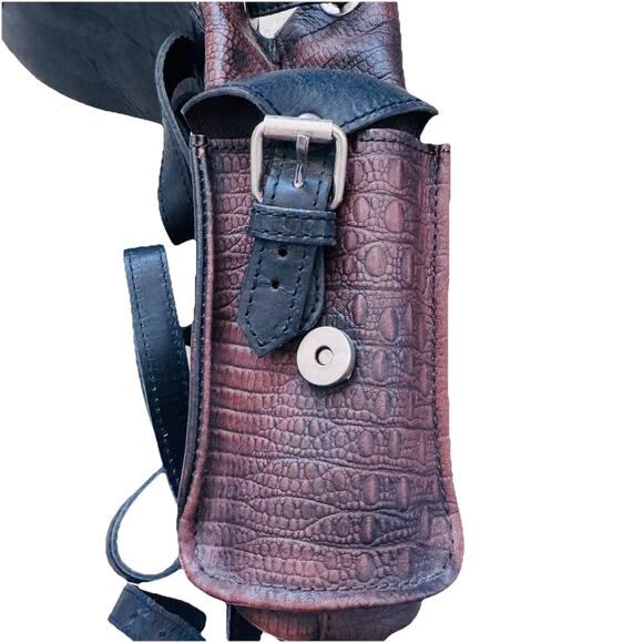 Freebird by Steven Brett Leather Backpack Croco-Embossed Drawstring - Picture 4 of 8